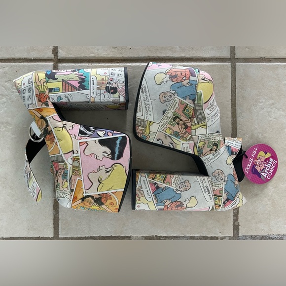 NWT DOLLS KILL X ARCHIE COMICS Platform Mary Jane’s Size 8 - Picture 6 of 17
